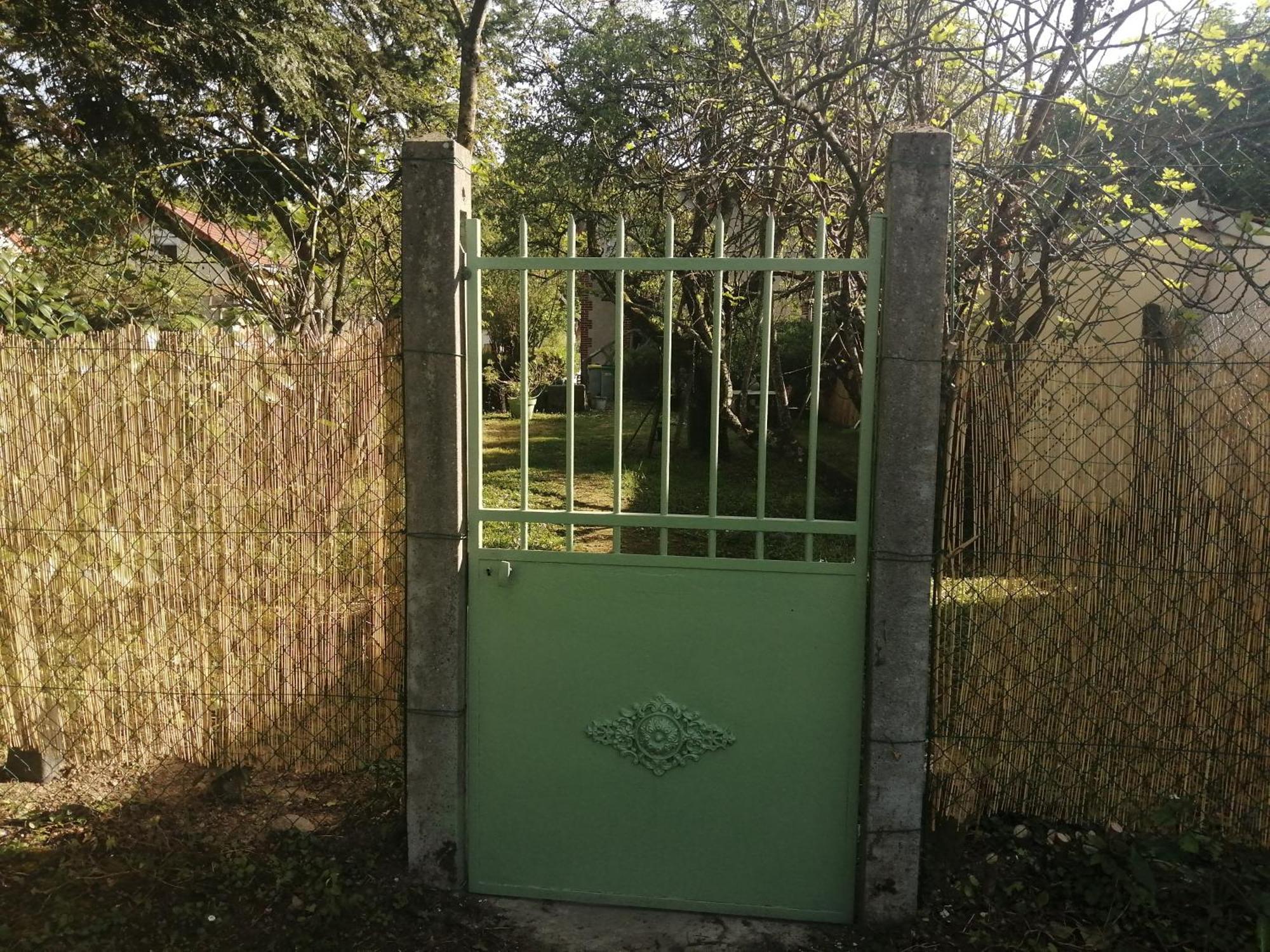 Maison " Bouton D'Or" Au Bord De L'Eau, A 10 Mn De Tours , Meuble Classe Une Etoile Saint Avertin Bagian luar foto